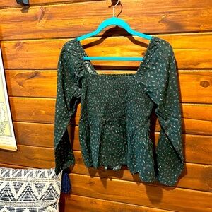 Old Navy women’s top